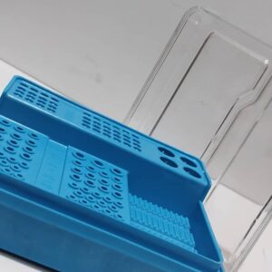 علبة لبية بلاستيك